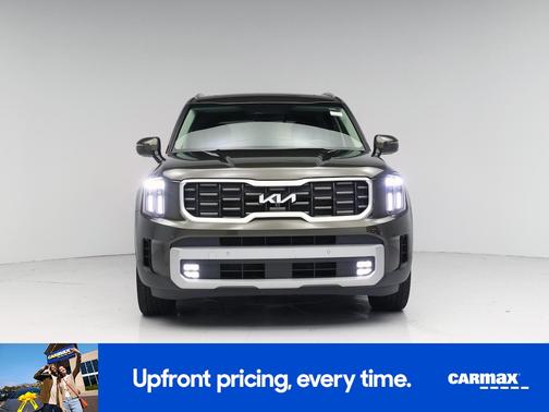 Green 2023 Kia Telluride SX