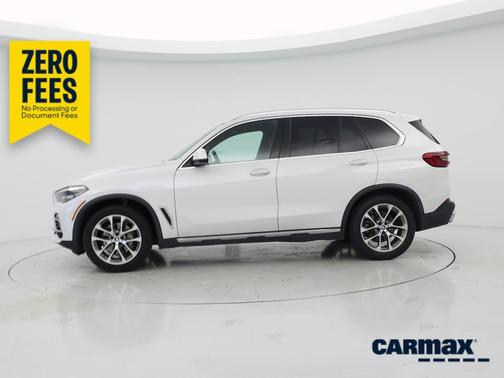 White 2019 BMW X5 xDrive40i