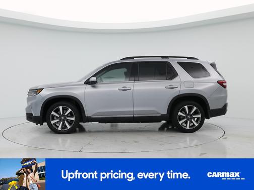 Silver 2023 Honda Pilot Touring