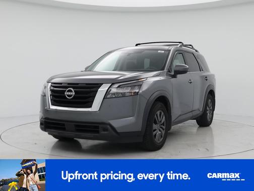 Gray 2023 Nissan Pathfinder SV