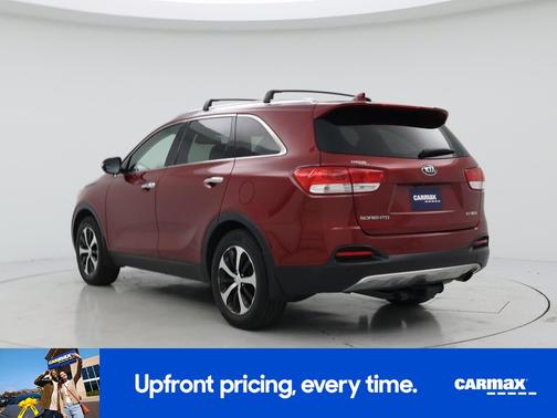 Red 2017 Kia Sorento EX