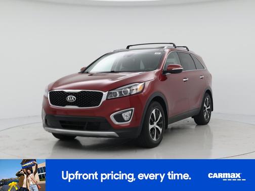 Red 2017 Kia Sorento EX
