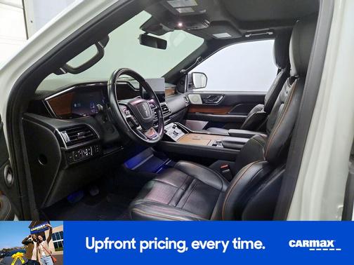 2022 Lincoln Navigator Black Label