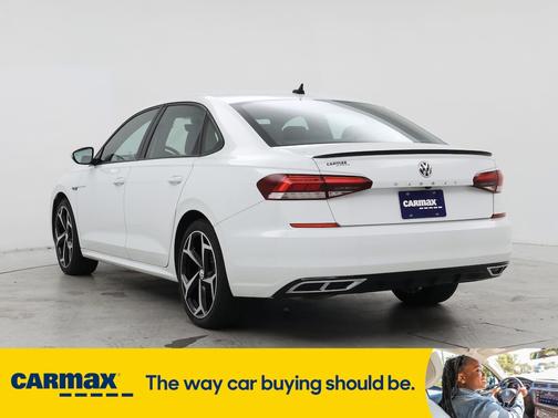 2021 Volkswagen Passat R-Line