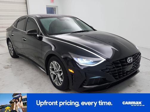 Black 2023 Hyundai SONATA SEL