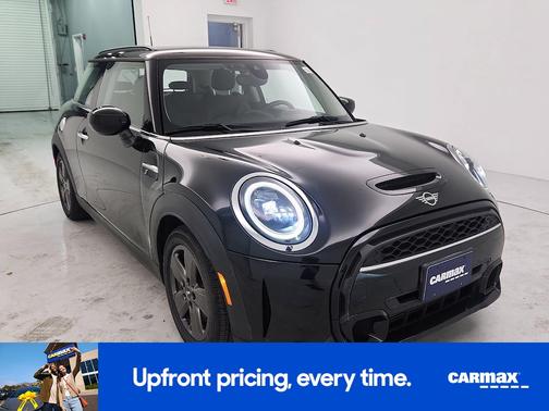 Black 2022 MINI Hardtop S