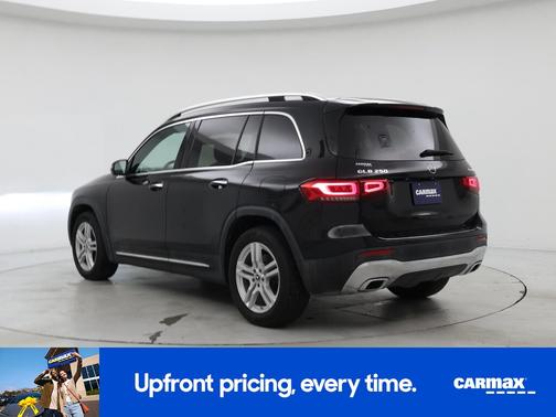 2023 Mercedes-Benz GLB 250 