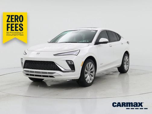 White 2025 Buick Envista Avenir