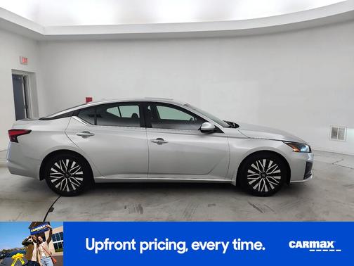 2023 Nissan Altima SV