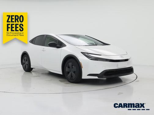 White 2024 Toyota Prius LE