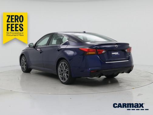 Blue 2023 Nissan Altima SR