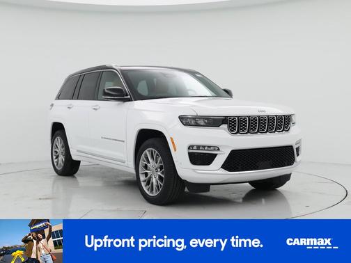 White 2022 Jeep Grand Cherokee Summit