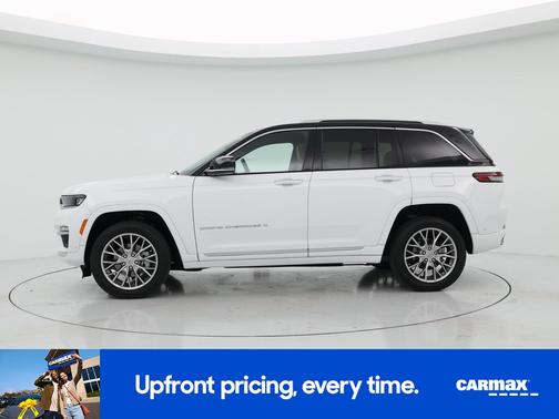 White 2022 Jeep Grand Cherokee Summit