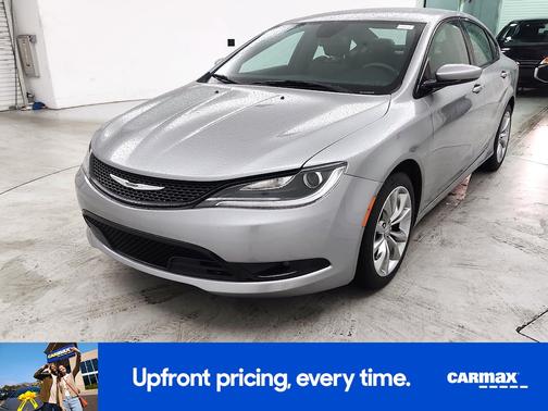 2015 Chrysler 200 S
