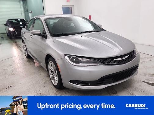 2015 Chrysler 200 S