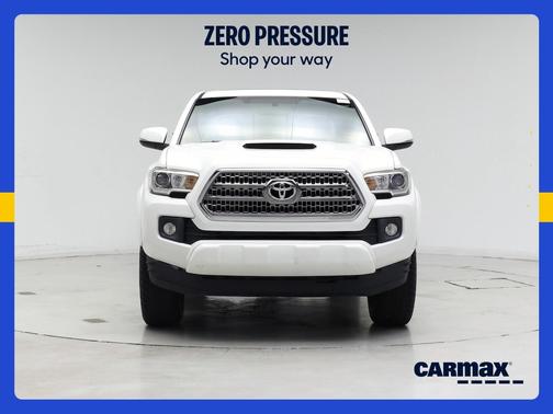 White 2017 Toyota Tacoma TRD Sport