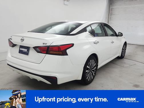 2023 Nissan Altima SV