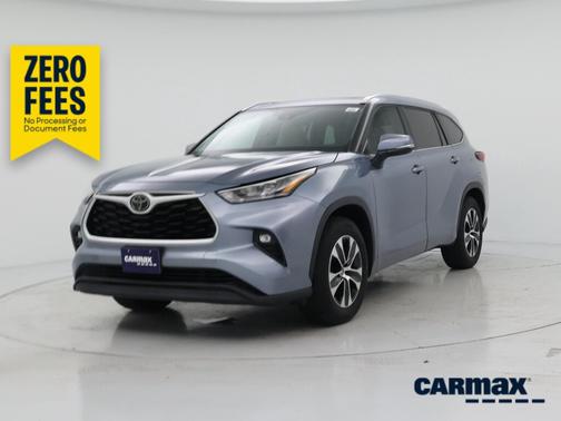 Silver 2020 Toyota Highlander XLE