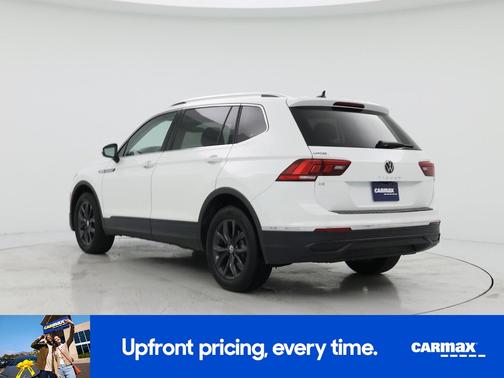 White 2024 Volkswagen Tiguan SE