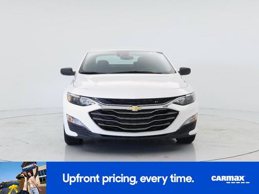 White 2023 Chevrolet Malibu 1LT
