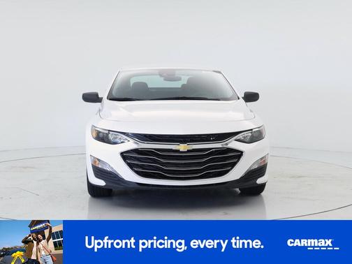 White 2023 Chevrolet Malibu 1LT