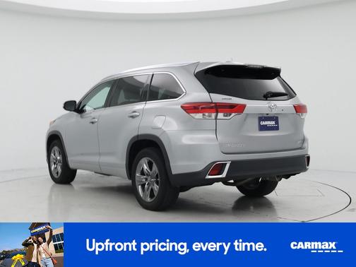 Silver 2017 Toyota Highlander Limited Platinum