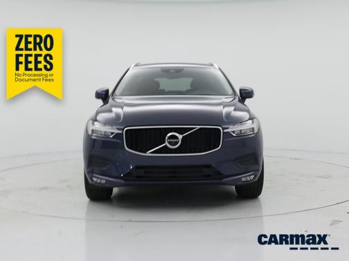 Blue 2021 Volvo XC60 T5 Momentum