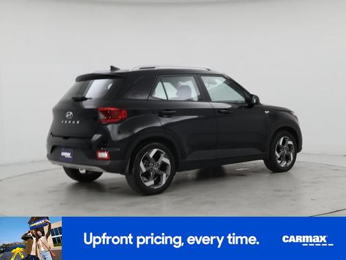 2022 Hyundai VENUE SEL