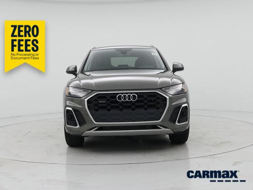 Green 2023 Audi Q5 S-Line Premium