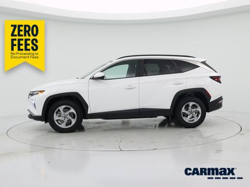 White 2024 Hyundai TUCSON SEL