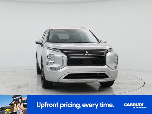 Silver 2023 Mitsubishi Outlander SEL