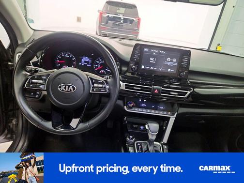 Gray 2021 Kia Seltos EX