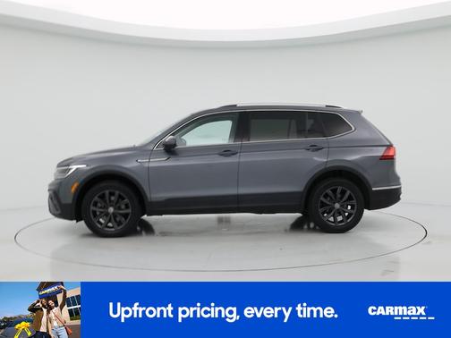 Gray 2022 Volkswagen Tiguan SE