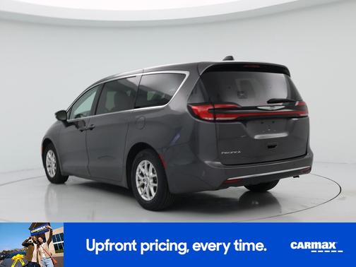 Gray 2023 Chrysler Pacifica Touring L
