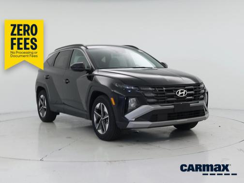 Black 2025 Hyundai TUCSON SEL