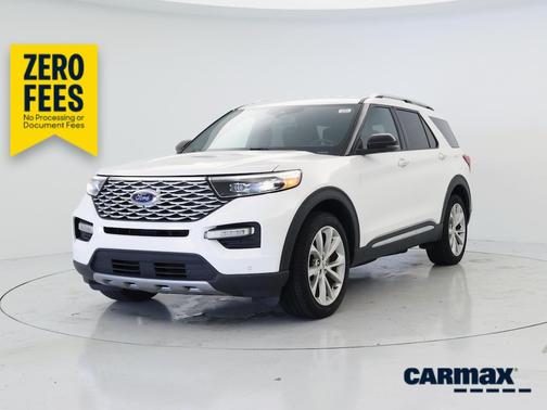 White 2021 Ford Explorer Platinum