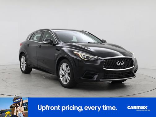 2018 INFINITI QX30 Luxury