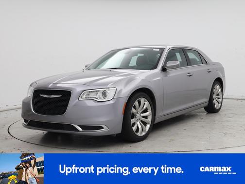 2018 Chrysler 300 Touring L