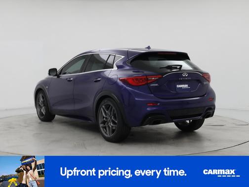 2017 INFINITI QX30 Sport