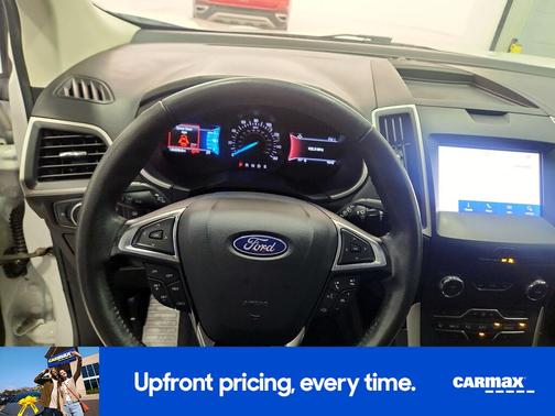 White 2020 Ford Edge SEL