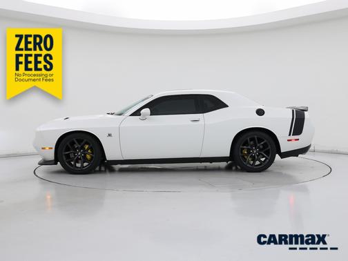 White 2015 Dodge Challenger R/T Scat Pack