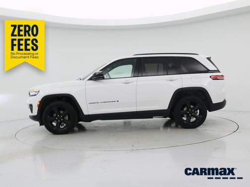 White 2024 Jeep Grand Cherokee Altitude X