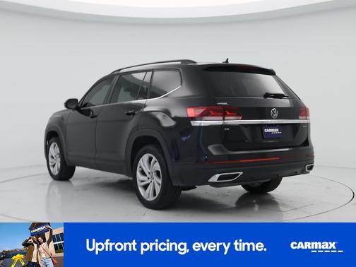 Black 2023 Volkswagen Atlas SE w/Tech