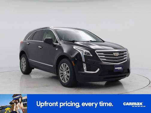 Black 2017 Cadillac XT5 Luxury