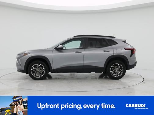 Gray 2025 Chevrolet Trax LT