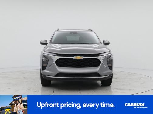 Gray 2025 Chevrolet Trax LT