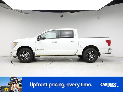 2021 Nissan Titan SV