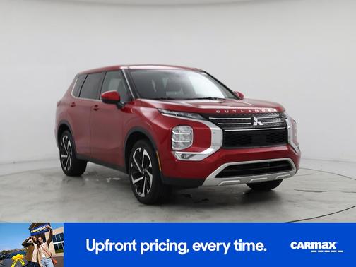 2023 Mitsubishi Outlander SE