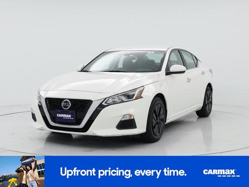 White 2021 Nissan Altima S