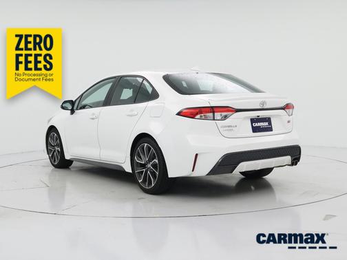 White 2020 Toyota Corolla SE